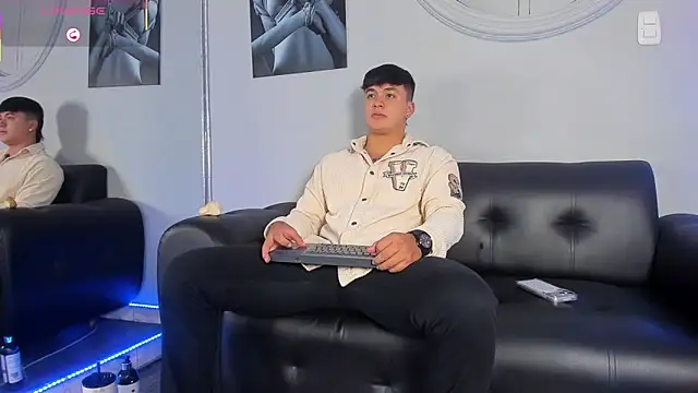 Snapshot of Cristopher_strong chatting on 02/02/26, 01:10 Cristopher strong online show from 02/02/26, 01:10