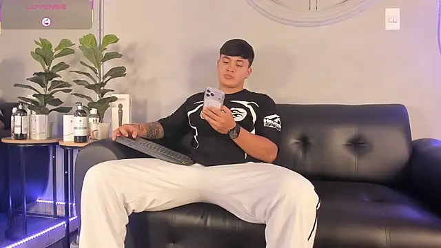 Cristopher strong online show from 04/09/26, 01:28