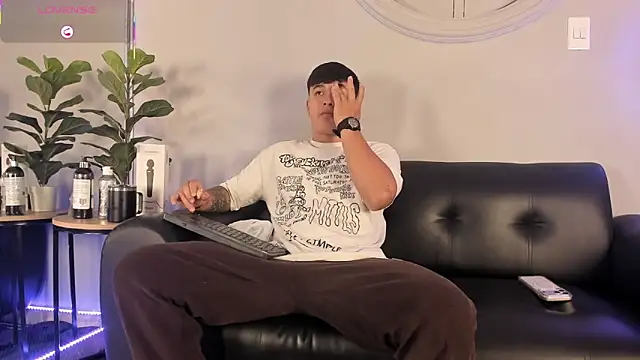 Cristopher strong online show from 04/08/26, 11:44