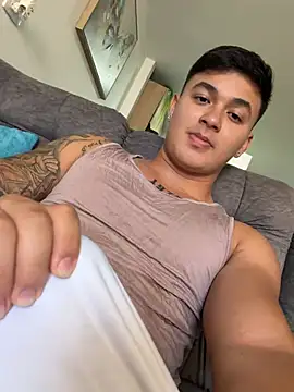 Cristopher strong online show from 05/15/26, 02:15