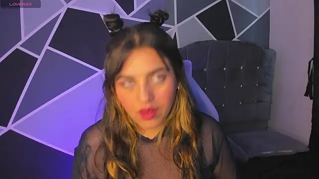 alyssa magiic online show from 04/28/26, 06:12