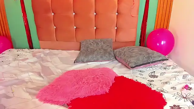 IamAlana  online show from 02/17/25, 06:39