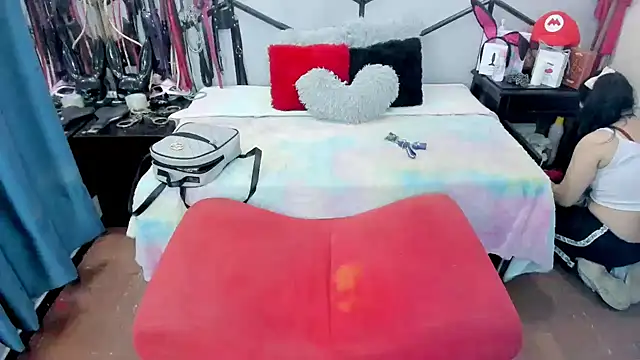 AlanaLuck online show from 04/14/26, 06:35