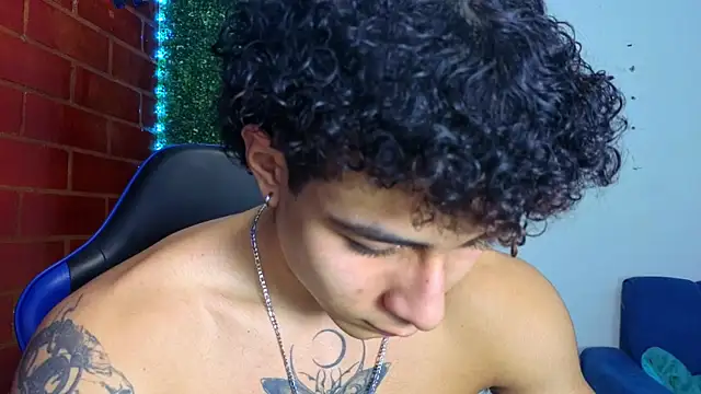 Demitryo online show from 03/24/26, 02:55