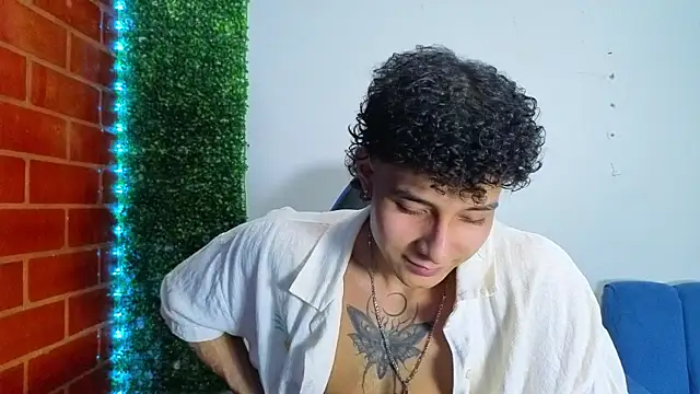 Demitryo online show from 04/13/26, 04:38