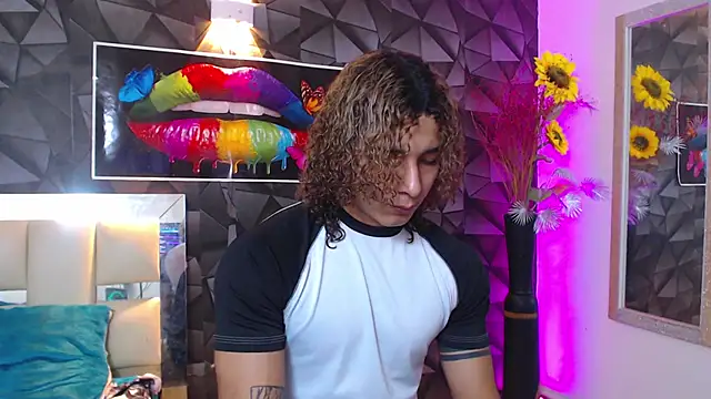 Demitryo online show from 03/18/25, 03:12