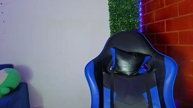 Demitryo online show from 04/18/26, 03:31