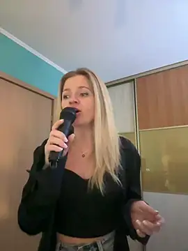 AlisonXCristal online show from 03/13/26, 06:24