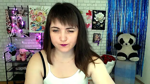 Snapshot of Darina_M_ chatting on 03/15/25, 08:37 Darina M online show from 03/15/25, 08:37