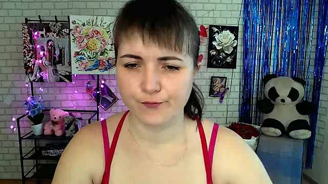 Snapshot of Darina_M_ chatting on 03/09/25, 10:41 Darina M online show from 03/09/25, 10:41