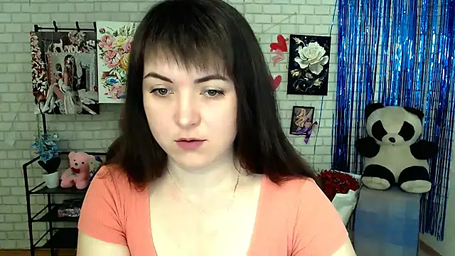 Snapshot of Darina_M_ chatting on 03/11/25, 05:24 Darina M online show from 03/11/25, 05:24