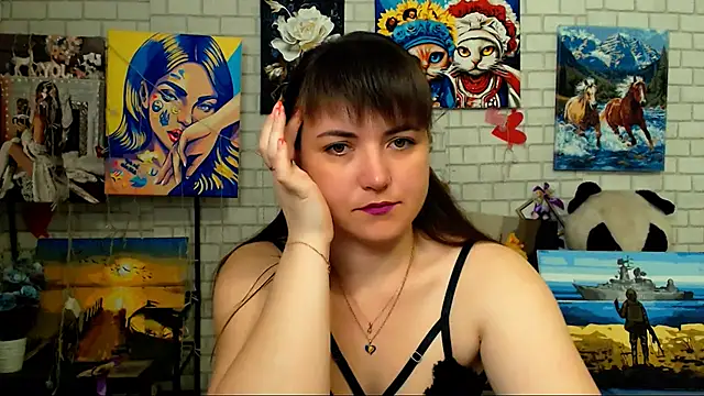 Darina M  online show from 04/18/26, 04:26