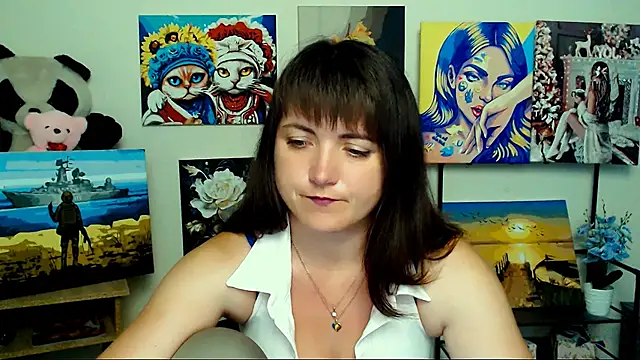 Snapshot of Darina_M_ chatting on 06/20/26, 04:39 Darina M online show from 06/20/26, 04:39