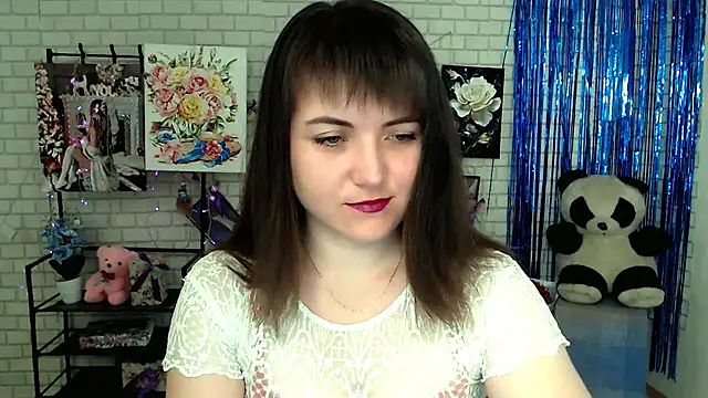 Snapshot of Darina_M_ chatting on 03/23/25, 05:10 Darina M online show from 03/23/25, 05:10