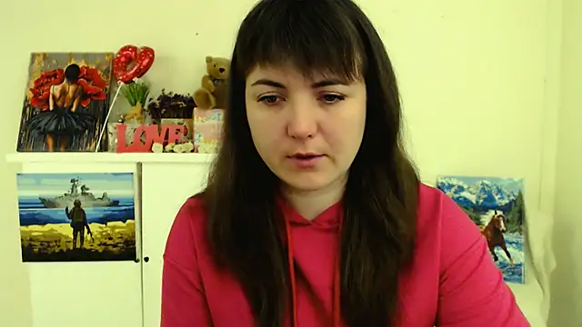 Snapshot of Darina_M_ chatting on 02/27/26, 04:23 Darina M online show from 02/27/26, 04:23