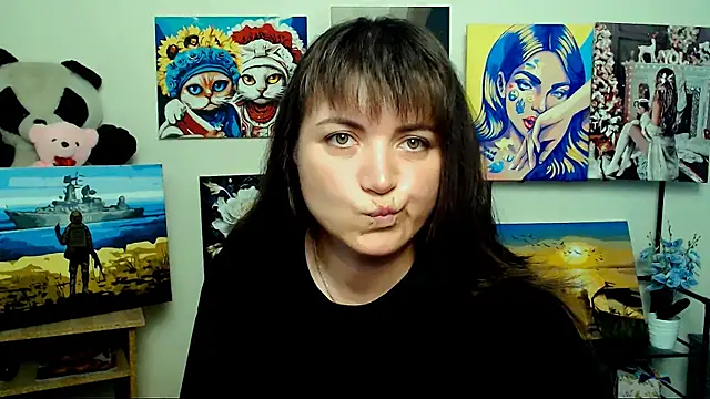 Snapshot of Darina_M_ chatting on 06/24/26, 04:33 Darina M online show from 06/24/26, 04:33