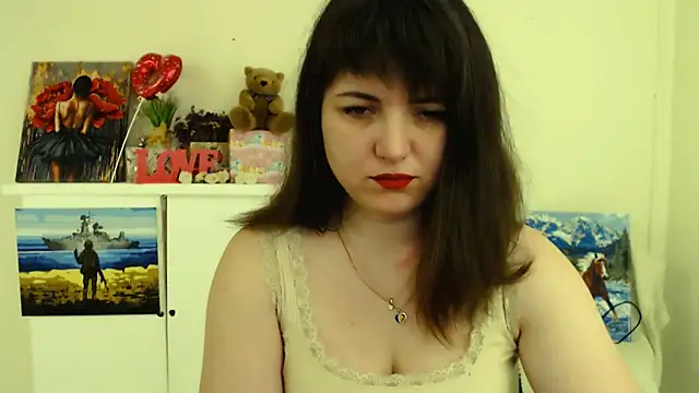 Snapshot of Darina_M_ chatting on 02/25/26, 06:24 Darina M online show from 02/25/26, 06:24