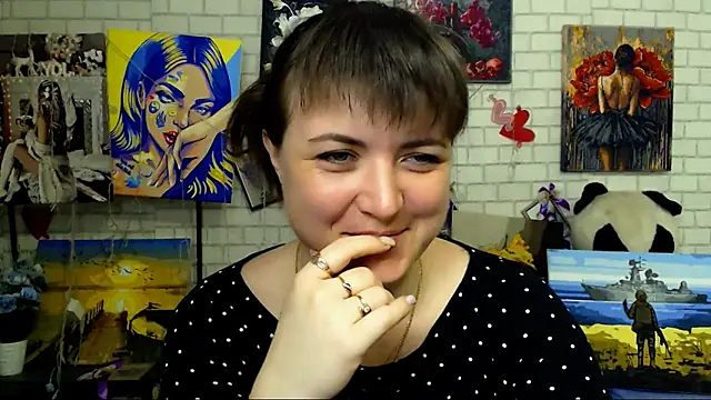 Darina M  online show from 04/01/26, 04:47