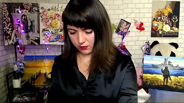 Snapshot of Darina_M_ chatting on 10/02/25, 04:38 Darina M online show from 10/02/25, 04:38