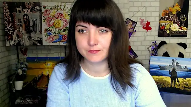 Snapshot of Darina_M_ chatting on 10/29/25, 04:33 Darina M online show from 10/29/25, 04:33