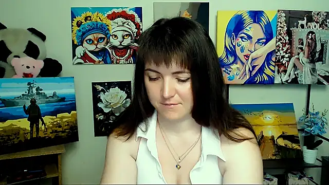 Darina M  online show from 05/24/26, 04:12