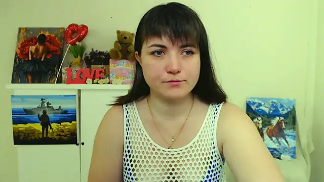 Snapshot of Darina_M_ chatting on 02/22/26, 05:21 Darina M online show from 02/22/26, 05:21