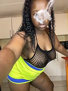 Snapshot of DarkBerry87 chatting on 11/29/25, 07:58 DarkBerry87 online show from 11/29/25, 07:58