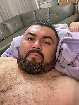 Lucrecio19 online show from 12/19/25, 09:22