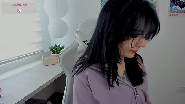 Snapshot of Hannya_moon chatting on 07/21/26, 04:52 Hannya moon online show from 07/21/26, 04:52