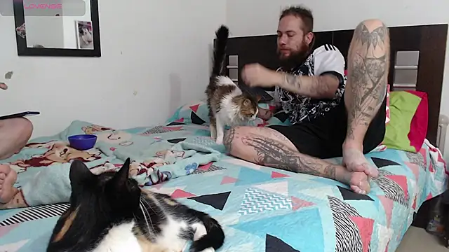 Snapshot of Nanna_and_Balder chatting on 03/15/25, 10:11 Nanna and Balder online show from 03/15/25, 10:11