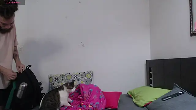 Snapshot of Nanna_and_Balder chatting on 02/04/25, 09:31 Nanna and Balder online show from 02/04/25, 09:31