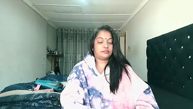 Indianmayaxoxo online show from 06/01/26, 06:57