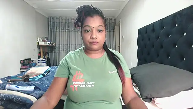 Indianmayaxoxo online show from 02/14/26, 12:38