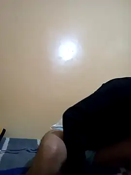 Bisex activ19 online show from 01/08/25, 09:01