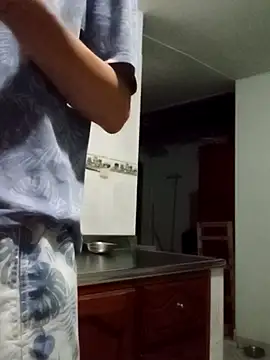 Snapshot of cazaperdidas chatting on 10/07/25, 11:17 cazaperdidas online show from 10/07/25, 11:17