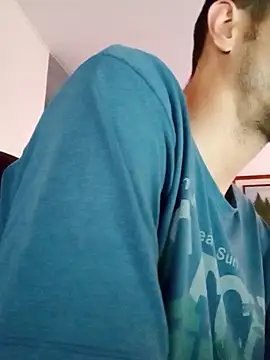 Snapshot of cazaperdidas chatting on 10/29/25, 08:41 cazaperdidas online show from 10/29/25, 08:41