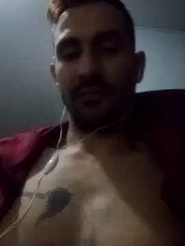 Snapshot of cazaperdidas chatting on 10/17/25, 02:48 cazaperdidas online show from 10/17/25, 02:48