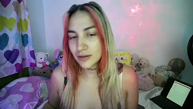 Snapshot of mandy_berrys chatting on 02/02/26, 04:11 mandy berrys online show from 02/02/26, 04:11