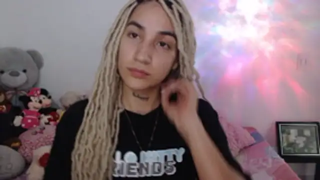mandy berrys online show from 10/21/25, 02:11