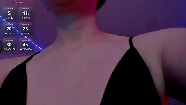 Ich Bin Julia online show from 01/28/25, 05:46