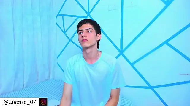 liam scott77 online show from 02/12/26, 11:59