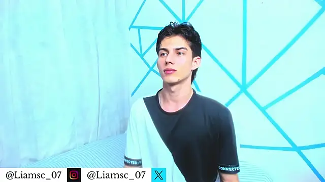 Snapshot of liam_scott77 chatting on 06/04/26, 10:58 liam scott77 online show from 06/04/26, 10:58