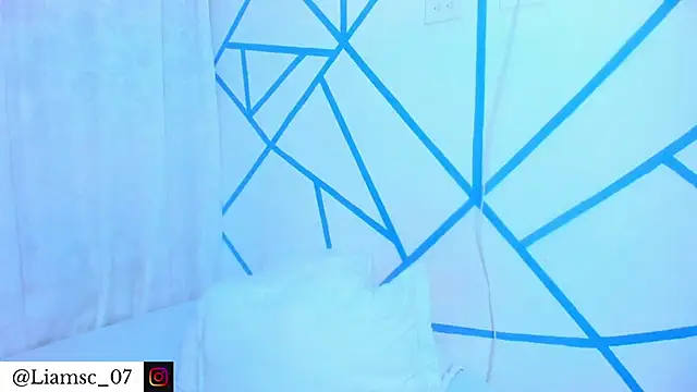 Snapshot of liam_scott77 chatting on 11/08/25, 09:07 liam scott77 online show from 11/08/25, 09:07