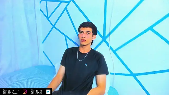 Snapshot of liam_scott77 chatting on 09/26/25, 03:41 liam scott77 online show from 09/26/25, 03:41