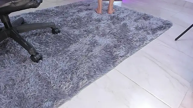 selena robertss  online show from 02/09/26, 01:14