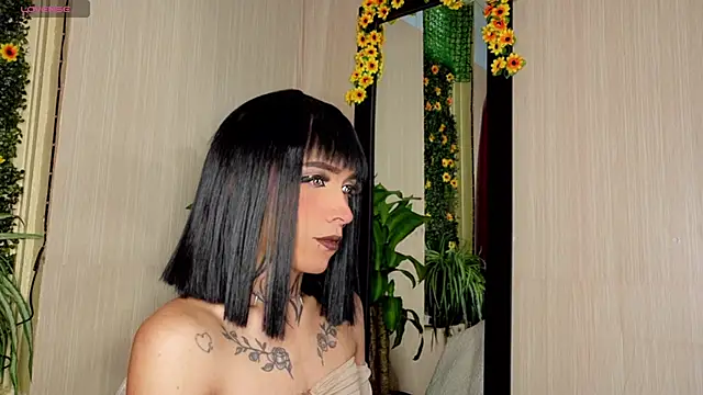 Micaela Rangel online show from 10/25/25, 02:00