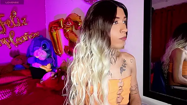 Micaela Rangel online show from 03/25/26, 10:19