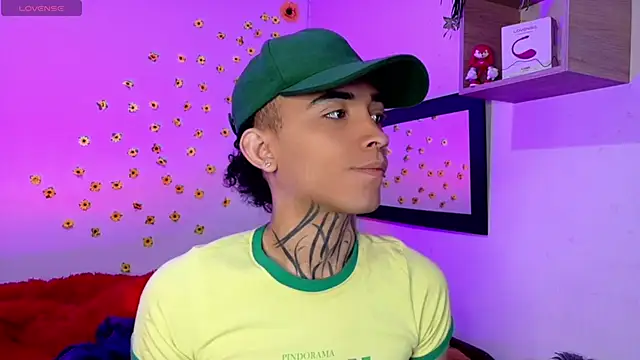 Micaela Rangel online show from 03/06/26, 04:51