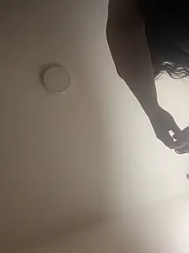 Freya Artemisa online show from 12/19/25, 08:33