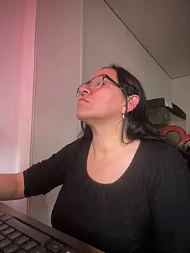 Freya Artemisa online show from 02/18/26, 07:10